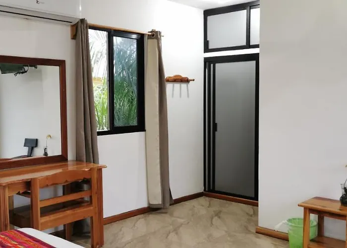 Hotel Iker 3*