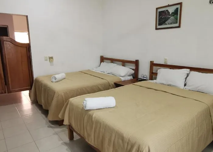 Iker Hotel