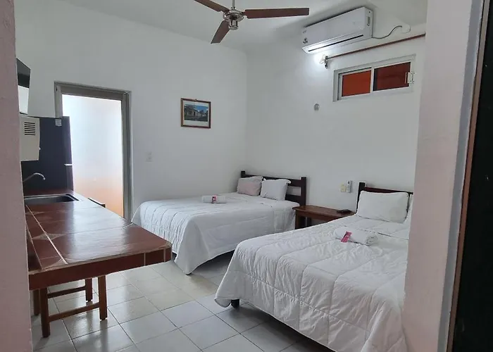 Iker Hotel 3*