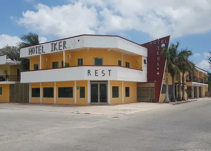 Iker Hotel 3*